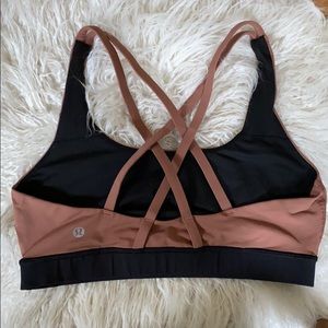 Lululemon sports bra